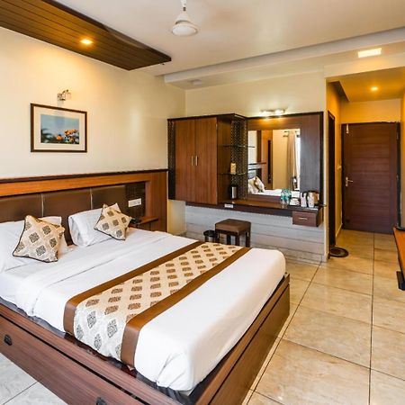 Hotel Plaza Inn, Аджмер Екстериор снимка